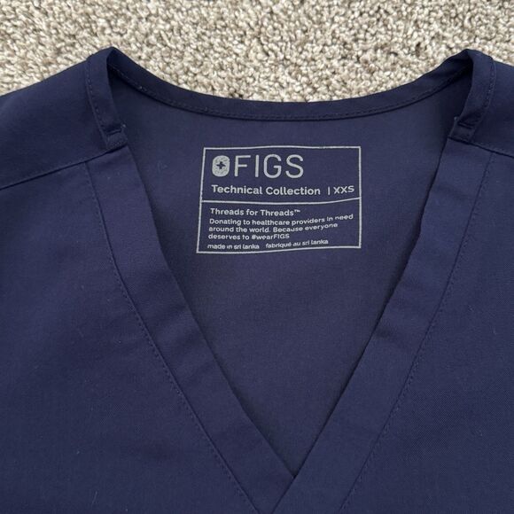 FIGS Catarina Scrub Top FW1000 Navy Blue PO 2582 Women’s Size XXS 2XS - Picture 2 of 7